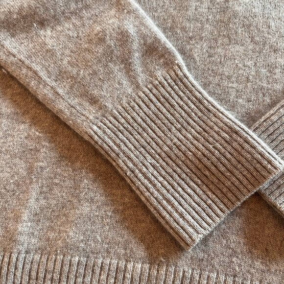 J.Crew Cashmere sweater - Picture 3 of 6